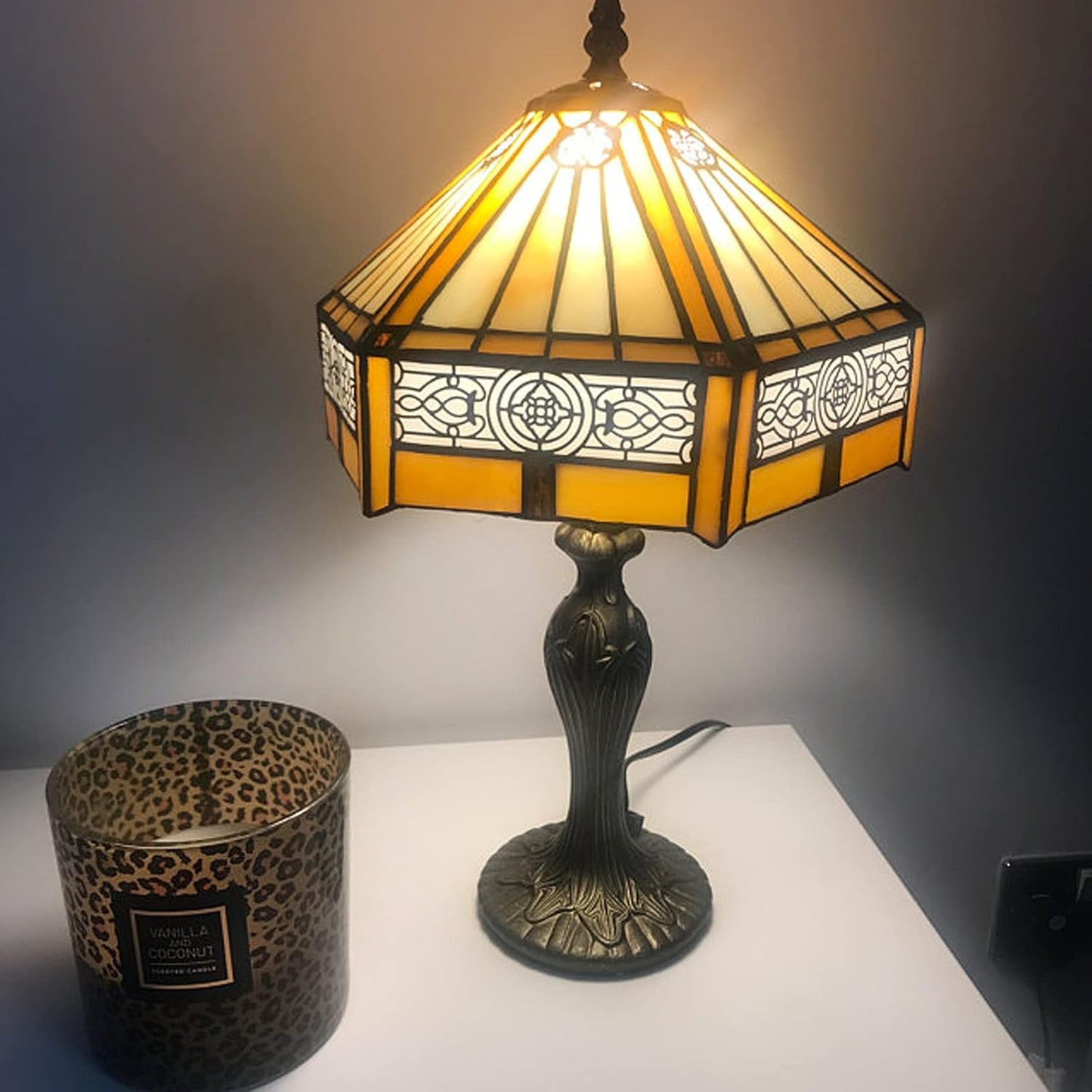 Tiffany Lamps Hexagon Lampshade Handcrafted Stained Glass Stunning Quality Antique Design Table Lamps for Living Room Bedside Desk Bedroom Coffee Table - Yellow (TFTL-1005)