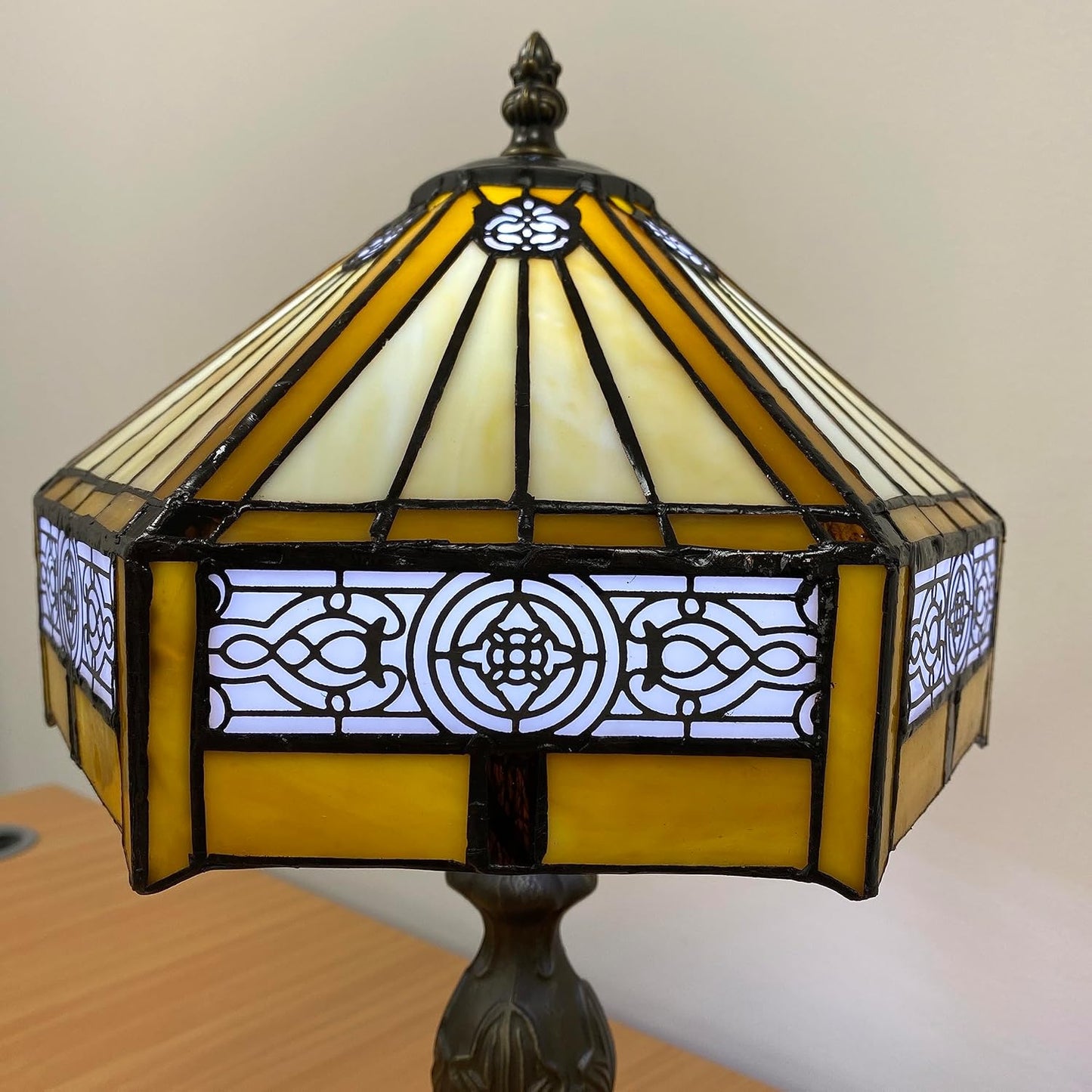 Tiffany Lamps Hexagon Lampshade Handcrafted Stained Glass Stunning Quality Antique Design Table Lamps for Living Room Bedside Desk Bedroom Coffee Table - Yellow (TFTL-1005)