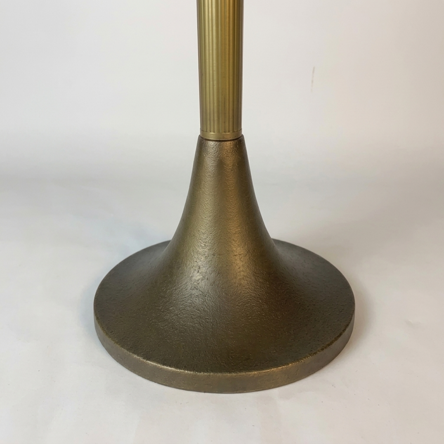 Floor Lamp Base with 2x E27 Bulb Holders, Fit for 10, 12, 16 Inch Tiffany Style Lampshades, Dark Bronze Finish