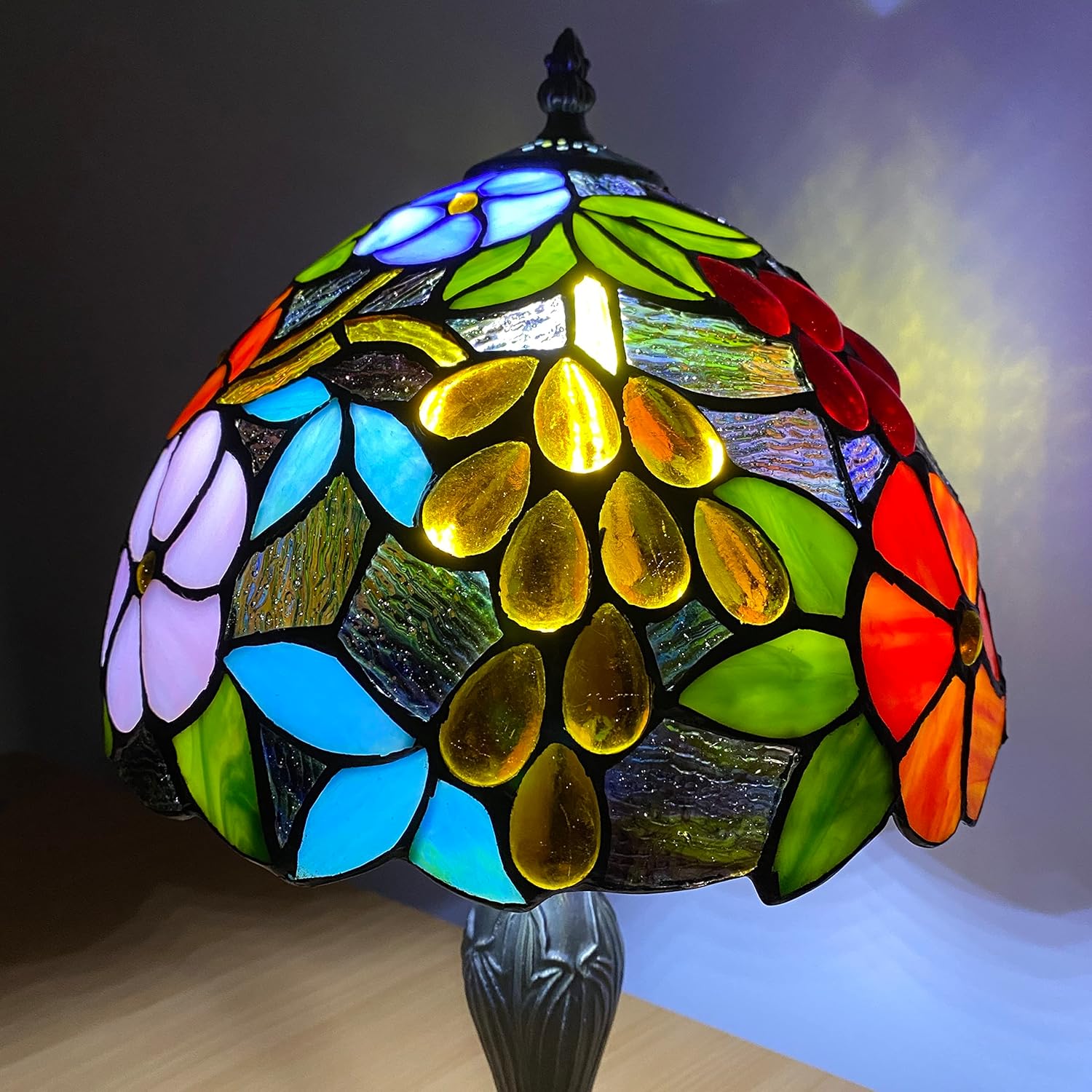 Tiffany Style Table Lamp Handcrafted Pastoral Gorgeous Flowers Lampshade Stunning Quality Antique Table Lamps for Living Room Bedside Desk Bedroom (TFTL-1009)