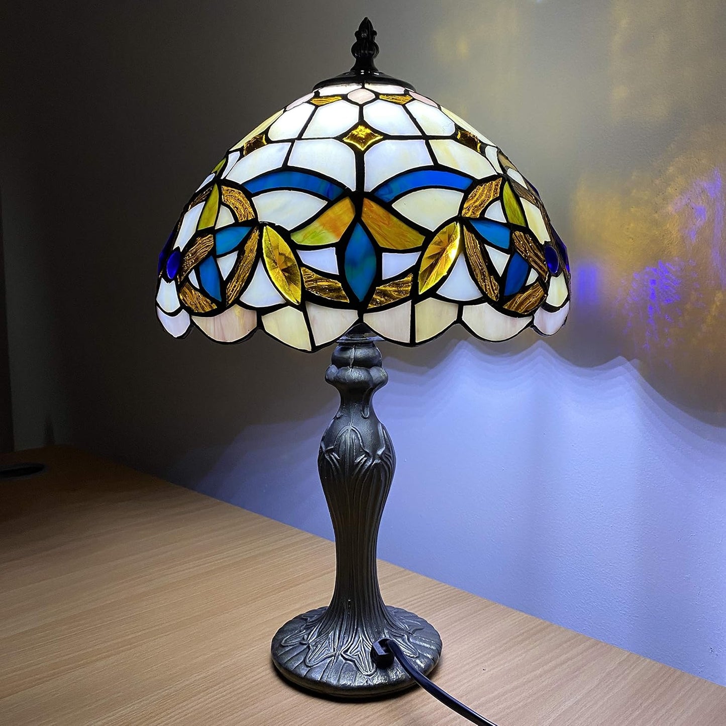 Tiffany Style Table Lamp Stained Glass Handcrafted Lampshade Antique Design Base Table Lamps for Living Room Bedside Desk Bedroom Coffee (TFTL-1004)