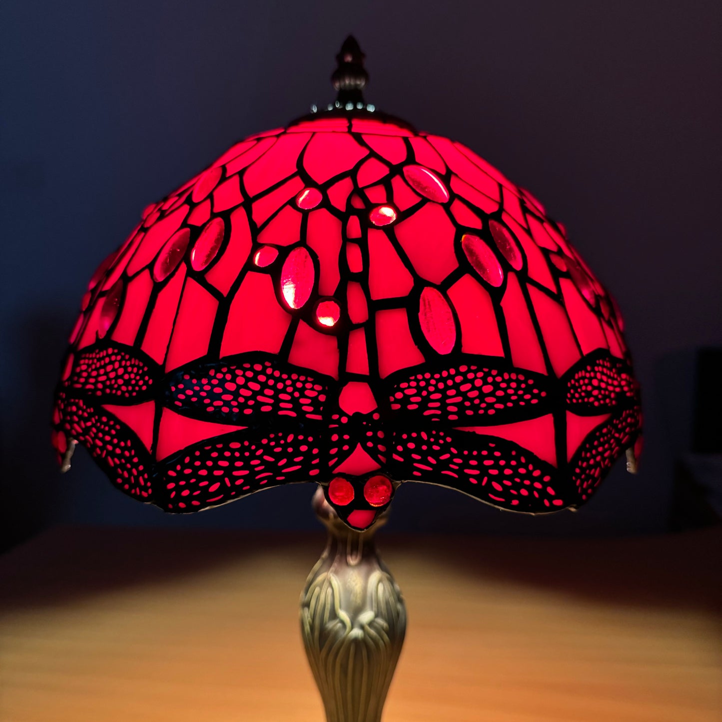 Auroh Tiffany Table Lamp 10 Inch – TFTL-1006 Red Dragonfly with White Wings Handcrafted Stained Glass, Bedside or Desk