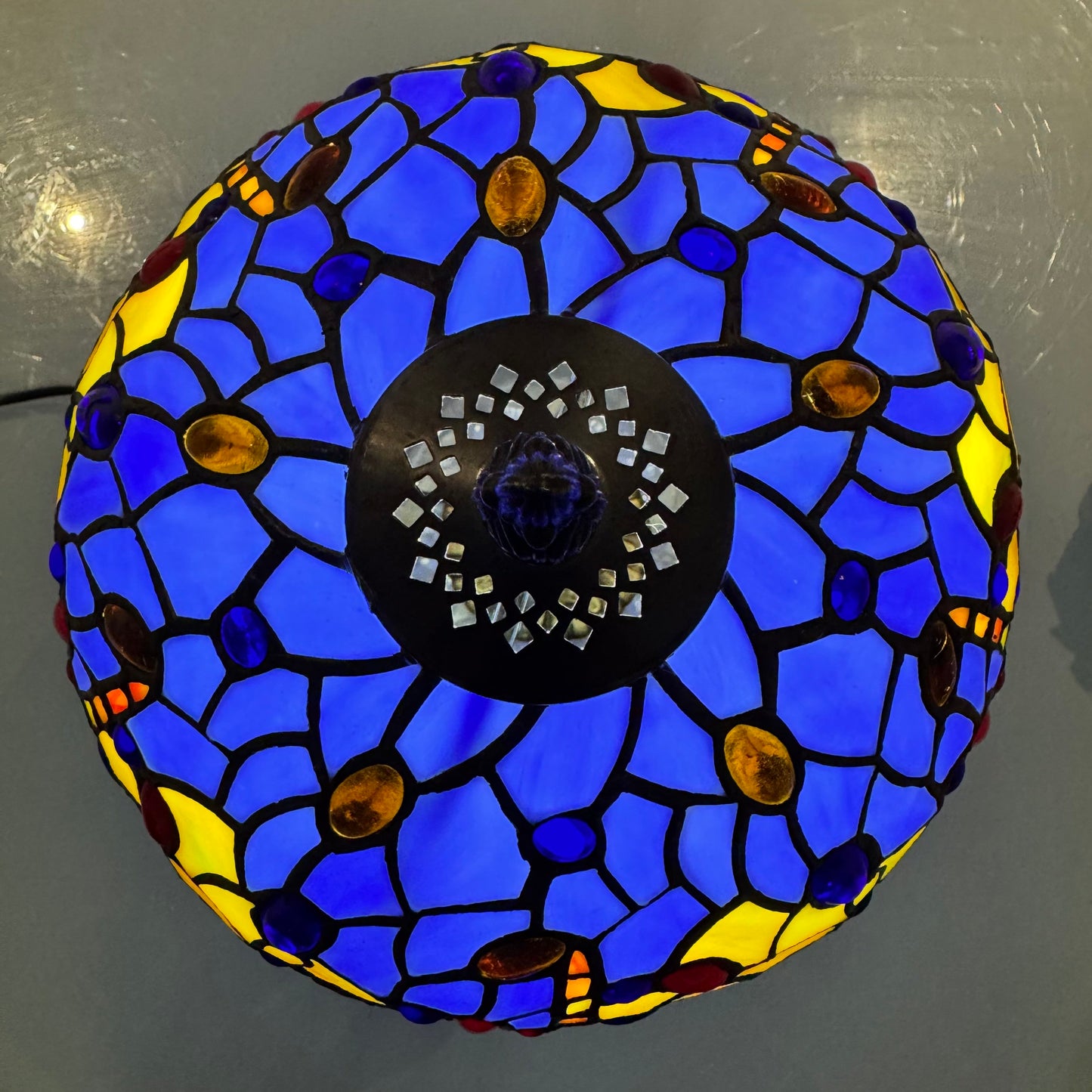 Auroh Tiffany Table Lamp 10 Inch – TFTL-1003 Blue & Yellow Dragonfly with White Wings Handcrafted Stained Glass, Bedside or Desk, UK