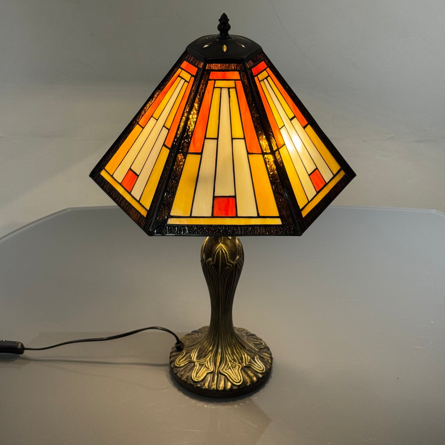 Auroh Tiffany Table Lamp 16 Inch – TFTL-1651 Handcrafted Stained Glass, UK