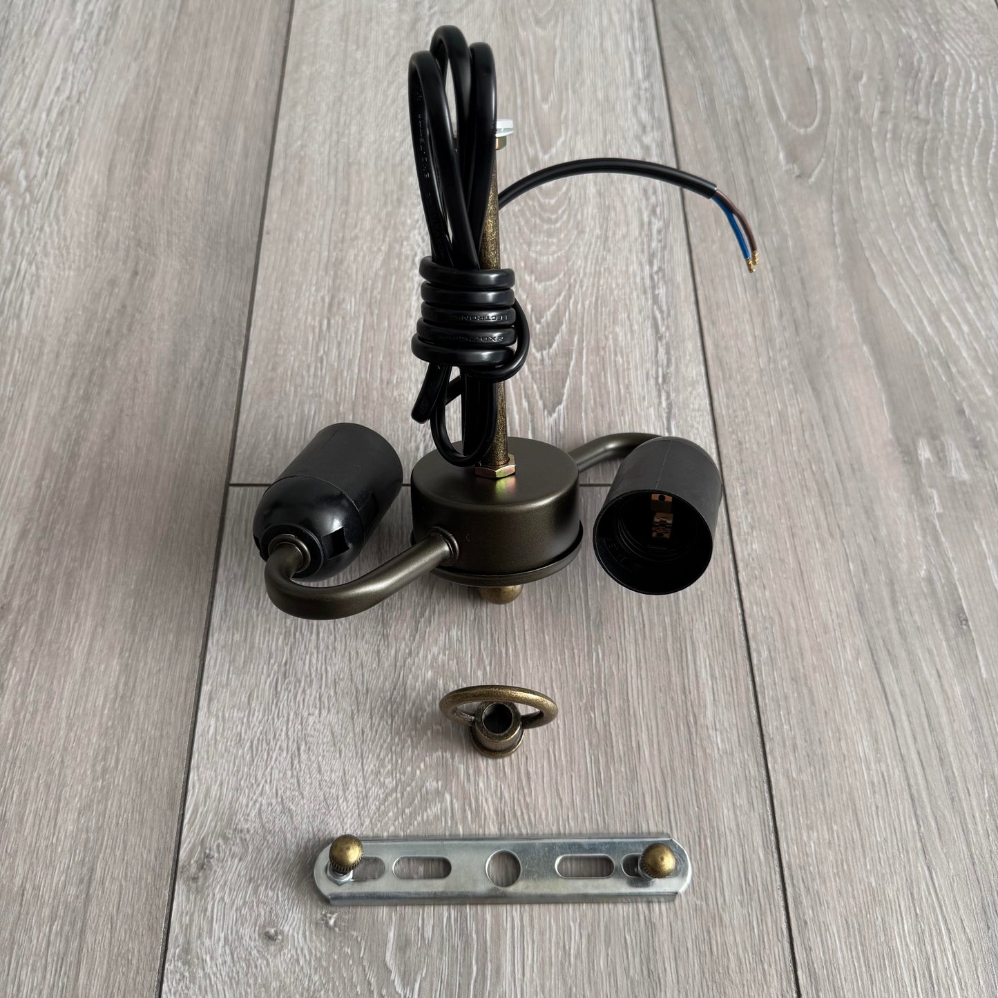 Pendant Lamp Fitting with 2x E27 Bulb Holders – Fits 10, 12 & 16 Inch Tiffany Style Lampshades, Dark Bronze Finish